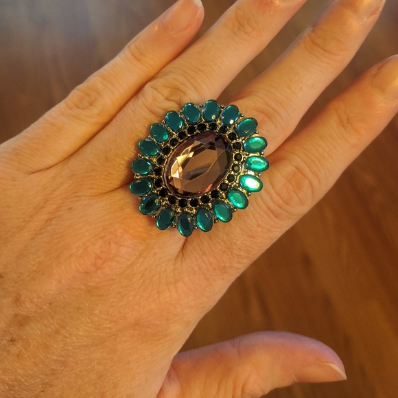 [Charlotte Russe] Cocktail Ring - Picture 2 of 5